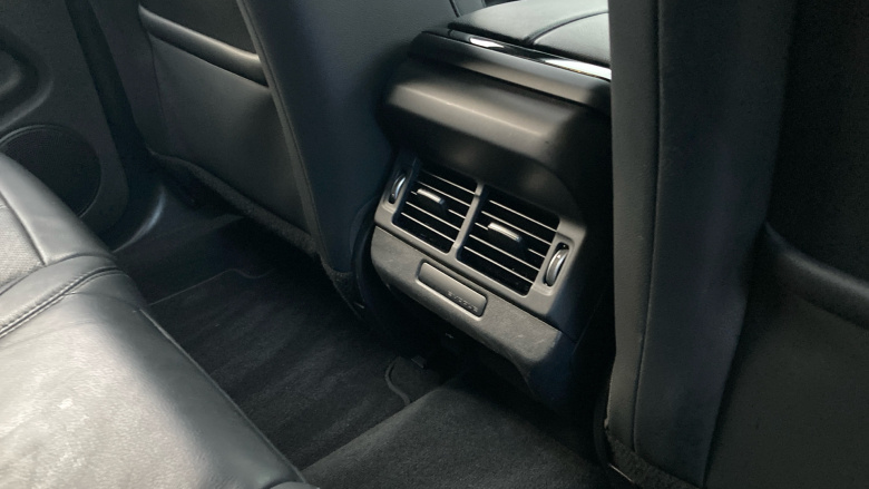 Land Rover Range Rover Evoque 1.5 P300e R-Dynamic S 5dr Auto Hatchback